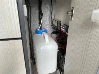 /photos/11433/083d649e-06d0-a7a8-c886-8dbff185773b_i320x240.jpg
