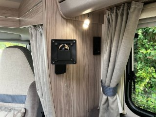 /photos/11433/166d12f8-29b0-e9c7-9416-95ed4ee82e8a_i320x240.jpg
