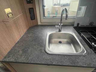 /photos/11433/1cdf74e4-6174-a6a9-276f-92b8c5171007_i320x240.jpg