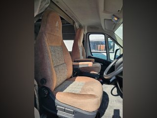 /photos/11433/26273575-3823-699b-fe37-fe05ea012054_i320x240.jpg