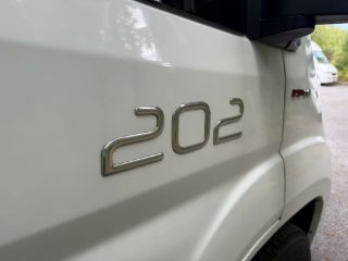 /photos/11433/45f0e1b6-637b-2c03-a405-1c2f82e1d193_i320x240.jpg