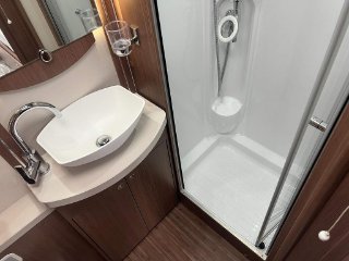 /photos/11433/47607560-0889-a878-197b-2eed9b32ad81_i320x240.jpg
