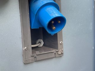 /photos/11433/4b7e04c3-b700-ab73-7c45-a6dcd77a63aa_i320x240.jpg