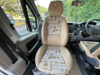 /photos/11433/67560008-cf9d-b05a-9f97-3b058f3a79fd_i320x240.jpg