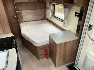 /photos/11433/8a039753-09e5-dc74-28ce-56a1e67b2088_i320x240.jpg