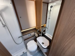 /photos/11433/90e3343b-8802-c28d-f65c-b3f639e0e5d0_i320x240.jpg