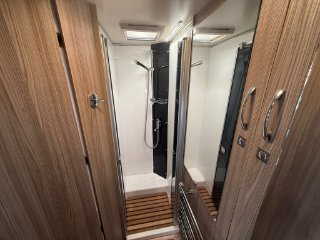 /photos/11433/9796b4c4-d99a-acaa-bdda-9d20b98ef209_i320x240.jpg