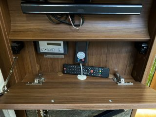 /photos/11433/d9bd5a04-7433-57e4-ced7-2e19ad36760a_i320x240.jpg