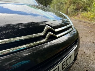 /photos/11433/de70e391-0e9b-7c3a-1425-4ed07c303f49_i320x240.jpg