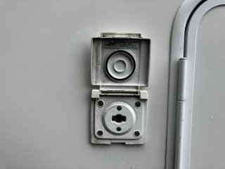 /photos/11433/dfe3ab1a-7650-30cb-6f22-37f5c0824dc8_i320x240.jpg