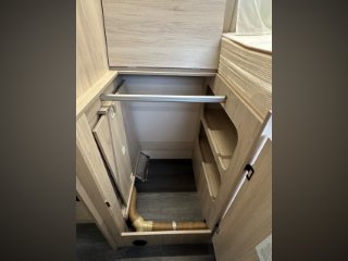 /photos/11433/e833d906-f656-36bc-798f-613d2ddb8692_i320x240.jpg