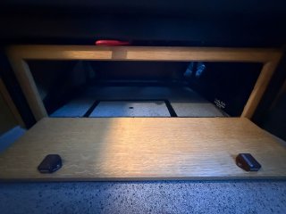 /photos/11433/eb8b8f97-991d-60c1-906a-dc020493fa70_i320x240.jpg