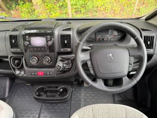 /photos/11433/f2ee2a9f-ca27-3411-b446-1e20b37af16b_i320x240.jpg
