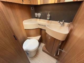 /photos/11433/fe7b5fe7-17b4-0604-824c-fe3042bcd051_i320x240.jpg